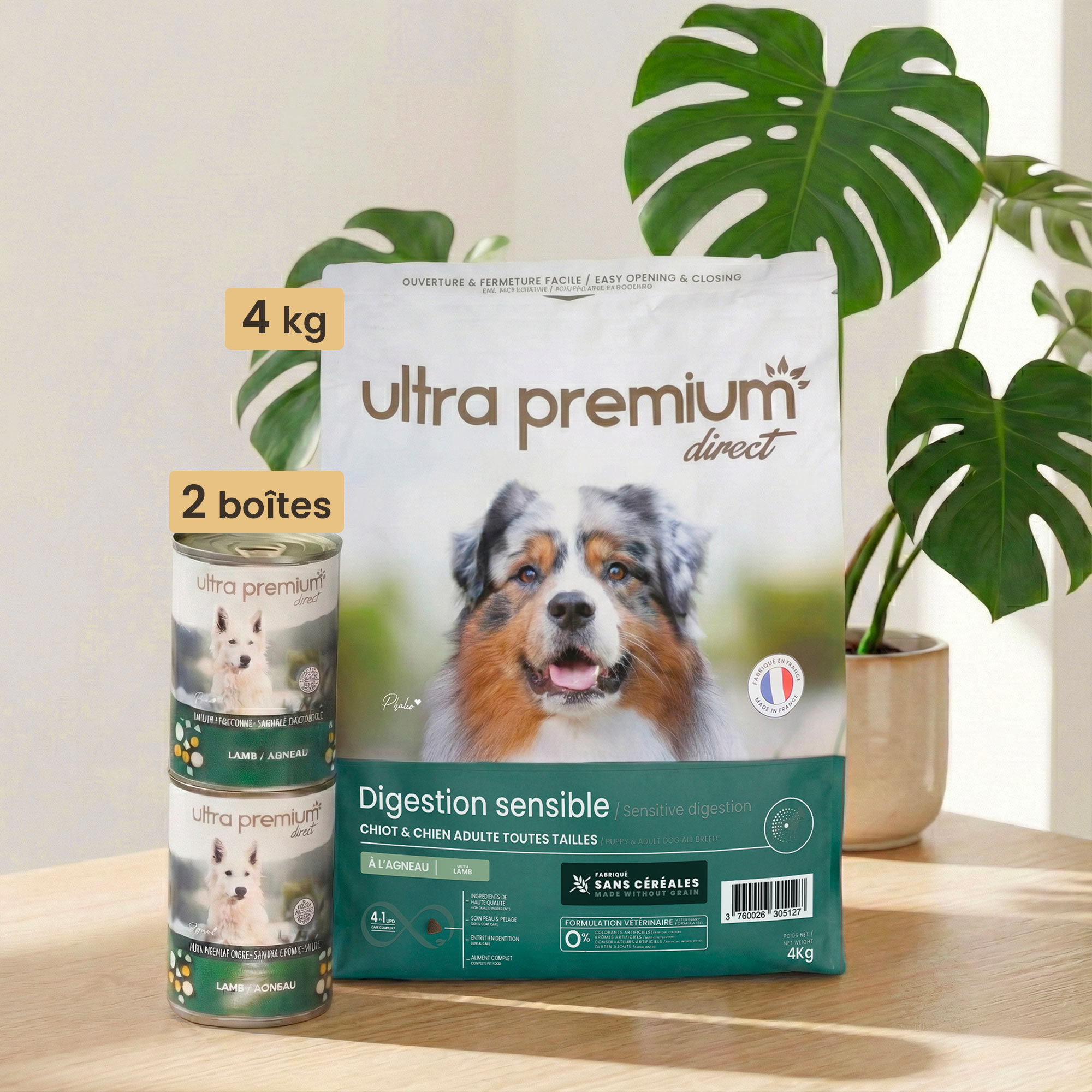 Pack bi-nutrition composé d'un sac de 4 kg de croquettes sans céréales pour chien digestion sensible, et de 2 boîtes de pâtée à l'agneau, en intérieur