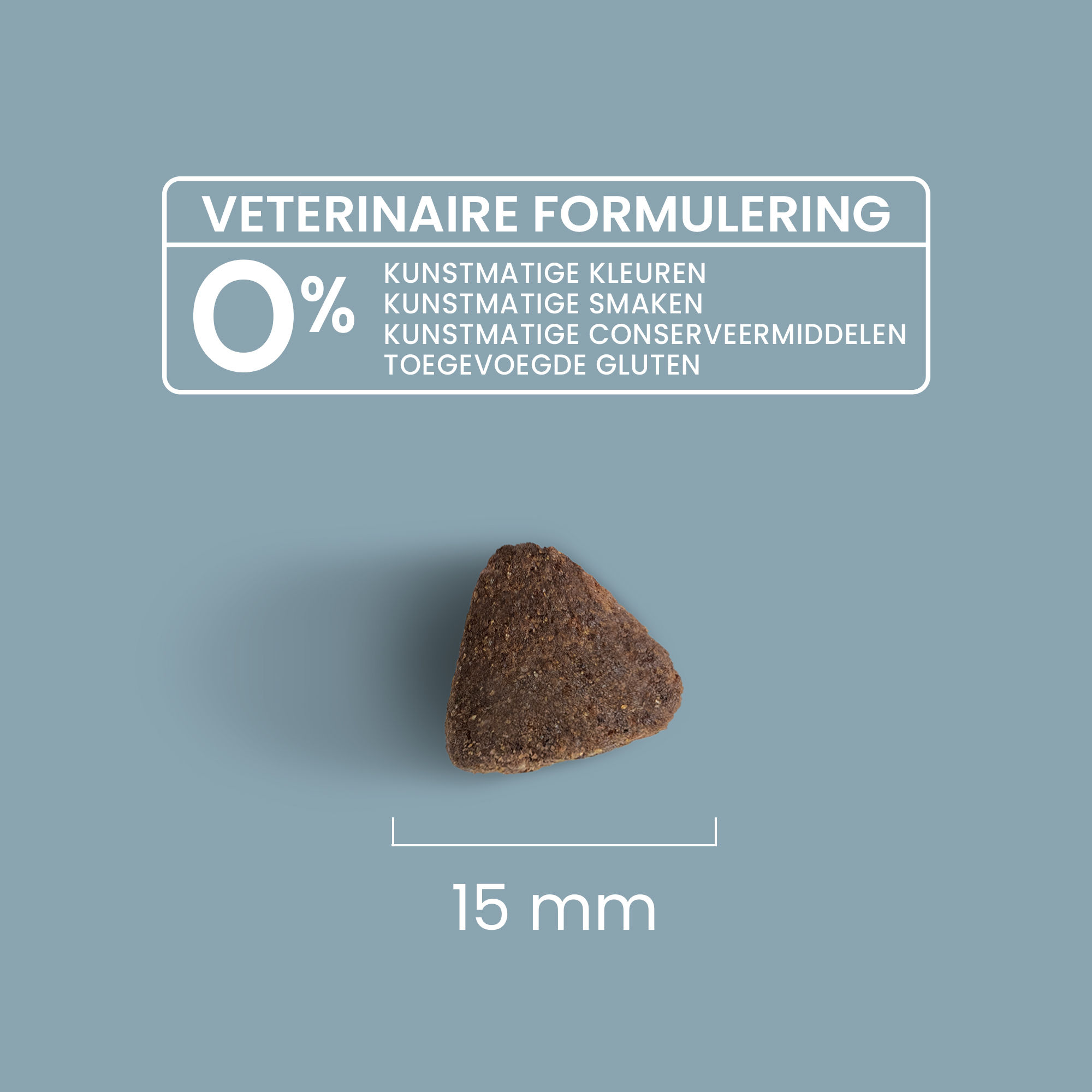 Zoom in op een brok met maatdetails en veterinaire formulering voor volwassen hond van alle groottes met een gevoelige spijsvertering