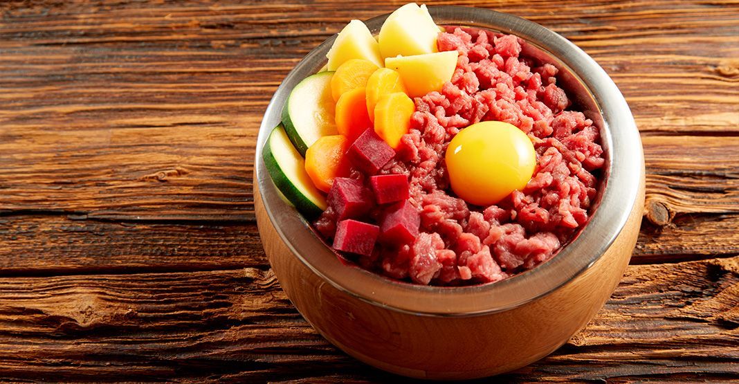 Préparation barf chat