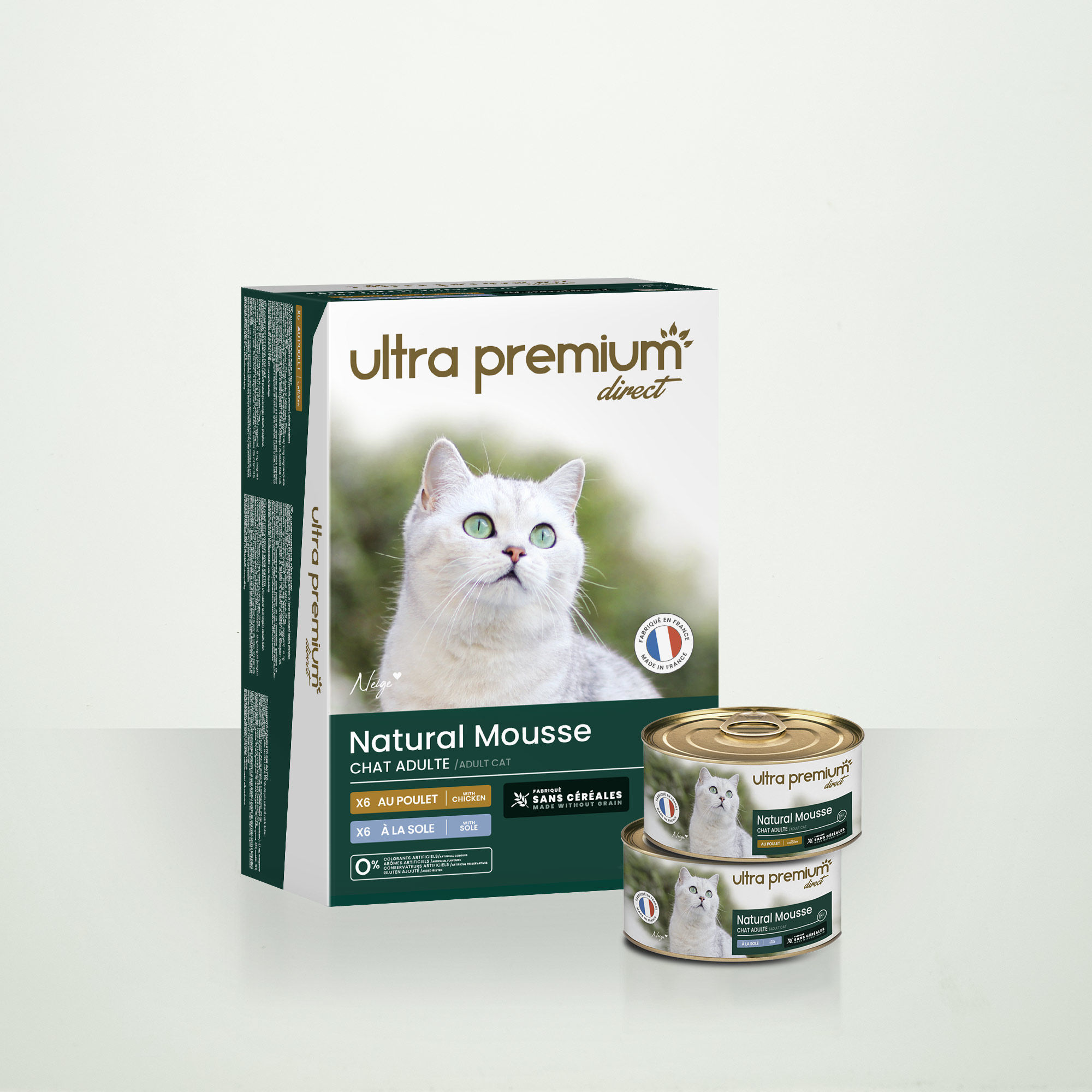 Boîte de mousse sans céréales pour chat adulte à la sole & au poulet sur fond vert