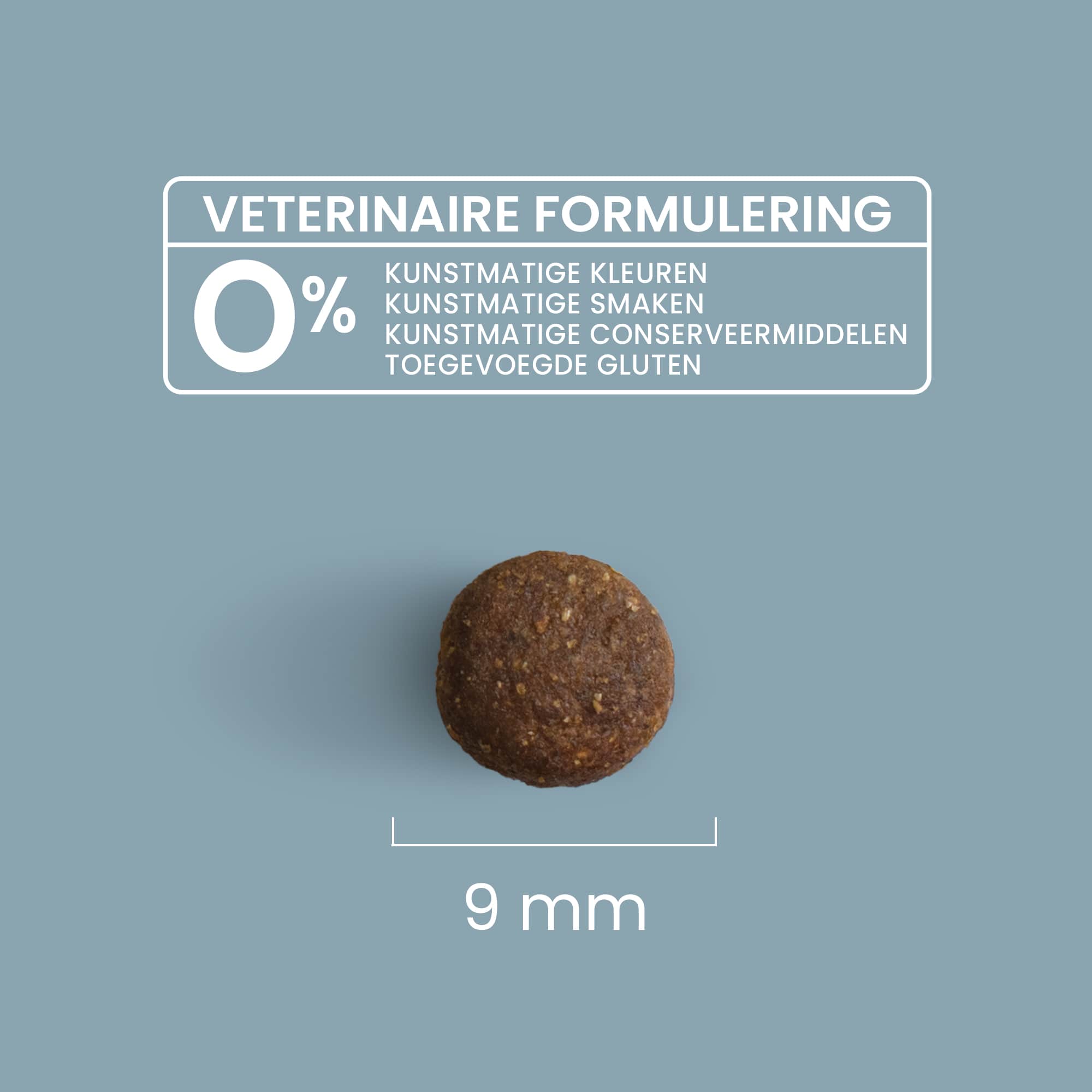 Zoom in op een brok met maatdetails en veterinaire formulering voor kleine volwassen hond