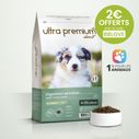Croquettes sans céréales pour chiot digestion sensible de toutes tailles sur fond blanc