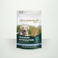 Zak graanvrije gezamenlijke snacks voor hond, op witte achtergrond