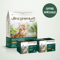 Pack bi-nutrition composé d'un sac de 7 kg de croquettes sans céréales pour chat adulte actif ou d'extérieur, et de 96 émincés en gelée sans céréales au poulet, sur fond vert clair