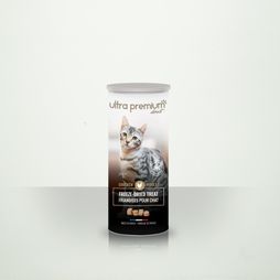 Friandises Freeze Dried Treat de poulet séché à froid pour chat, sur fond blanc