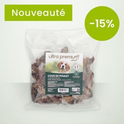 Sachet de cous de poulet pour chien sur fond vert clair