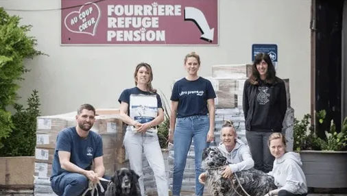 Donatie van brokken aan het opvangcentrum van Bayonne