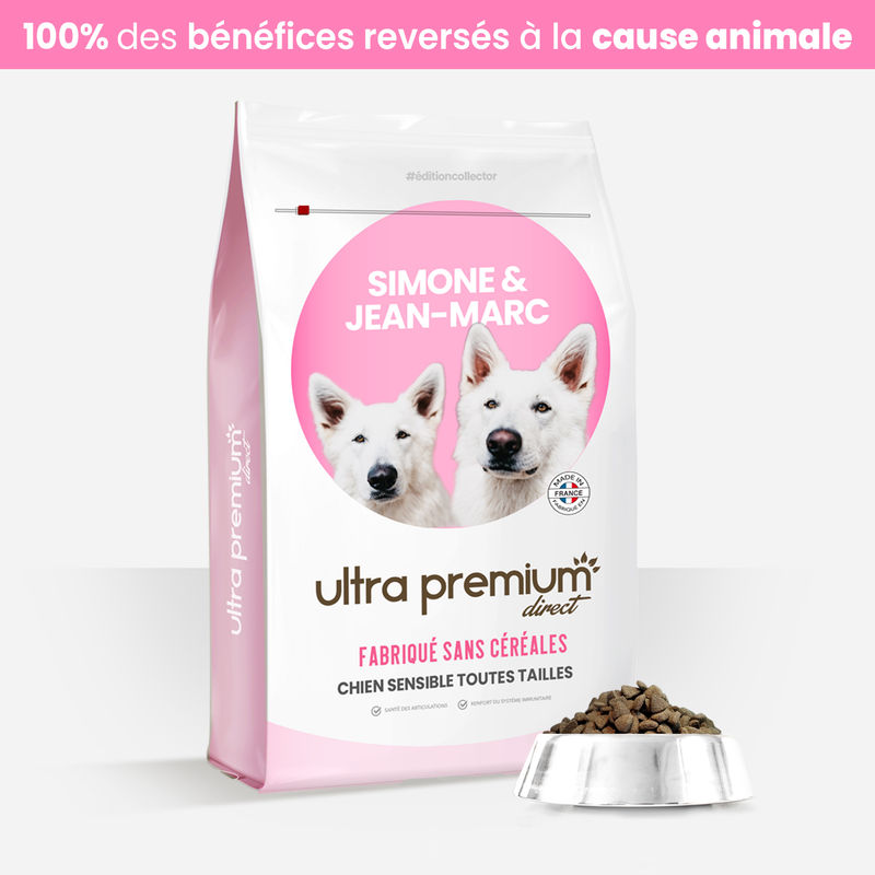 Croquettes sans céréales de l'édition collector Simone & Jean-Marc en sac de 12 kg sur fond blanc