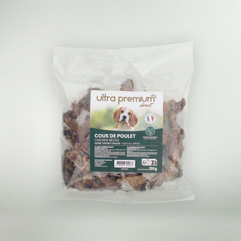 Sachet de cous de poulet pour chien sur fond vert clair